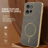 Phonesta Luxury Carbon Fiber Back Cover hoesje met MagSafe voor Motorola Edge 50 - Bruin 2