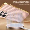 Phonesta Luxury Carbon Fiber Back Cover hoesje met MagSafe voor Motorola Edge 50 - Roze 1