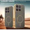 Phonesta Luxury Carbon Fiber Back Cover hoesje met MagSafe voor Motorola Edge 70 - Bruin 3